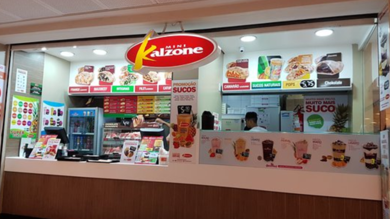 A Mini Kalzone, rede de franquias especializada em calzones, está com uma vaga aberta para atendente em sua unidade no Park Shopping-DF.