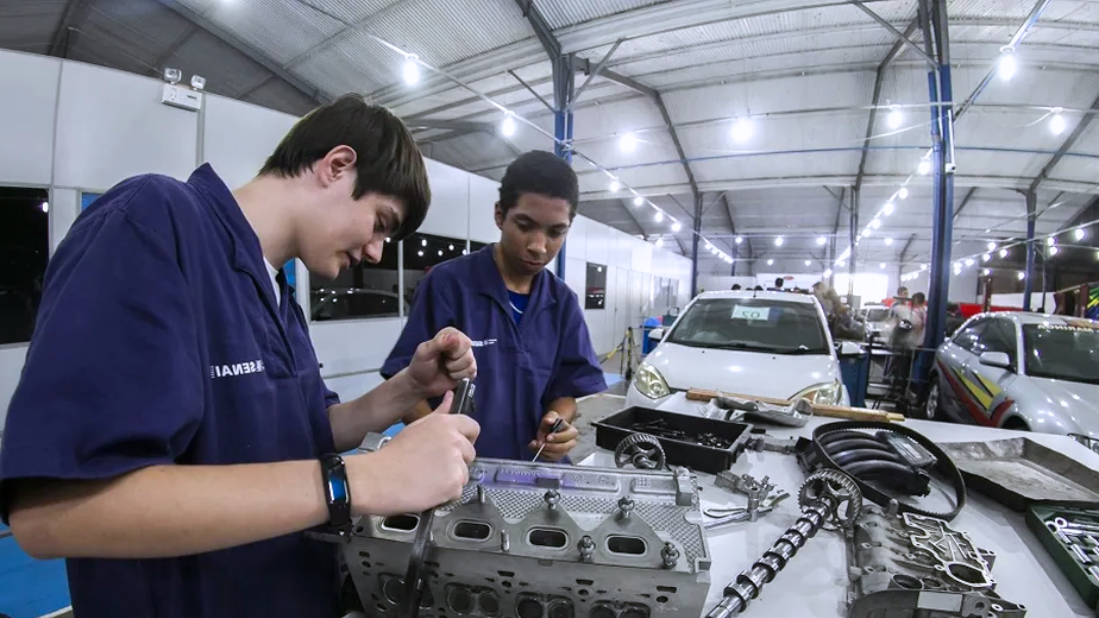 Transforme sua Carreira: SENAI Abre Vagas para Curso GRATUITO de Mecânico Automotivo com Certificado!